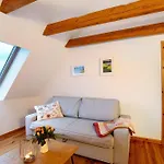 Apartment Haus Am - Zur Roten Tuer