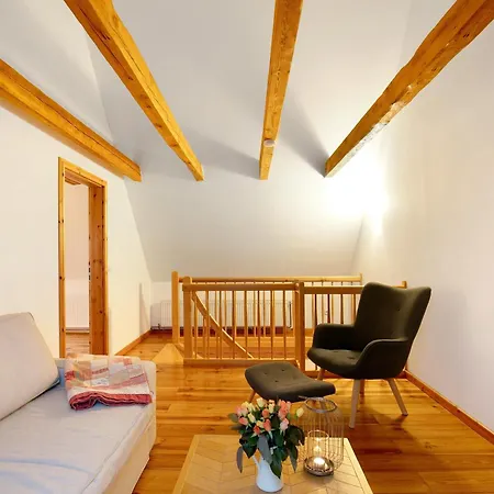 Haus Am - Zur Roten Tuer